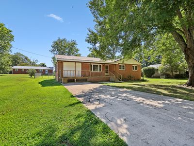 112 Smith Ave