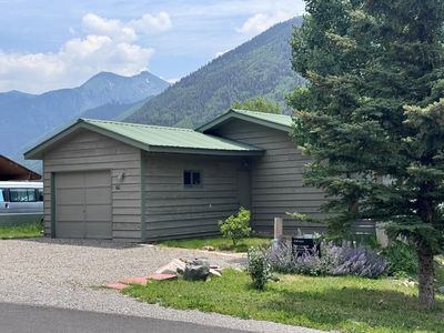 60 Eider Creek Ln