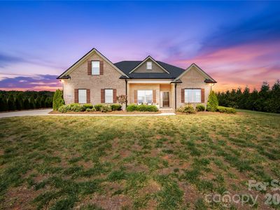 2107 Parrothead Dr