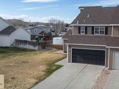 Property at 1140 Meadow Ln, Douglas, WY