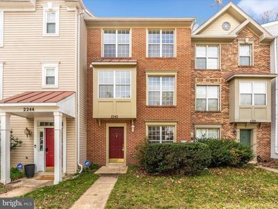 2242 Commissary Cir
