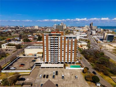 715 S Upper Broadway St S #904