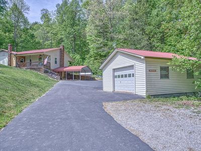 Property at 2952 Hanging Limb Hwy, Monterey, TN