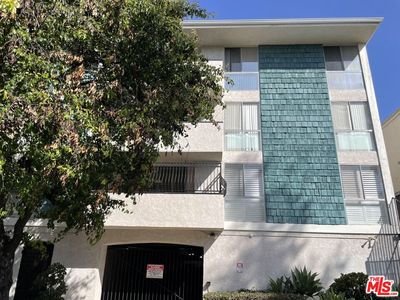 244 S La Fayette Park Pl APT 205