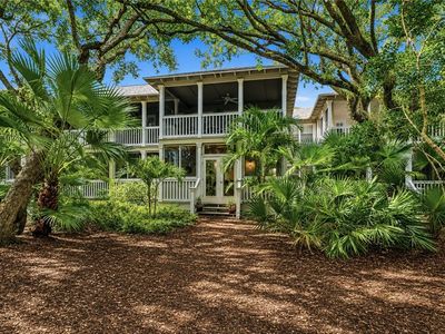 1195 Winding Oaks Cir E APT 303