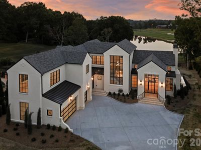 4816 Kelly Woods Ln