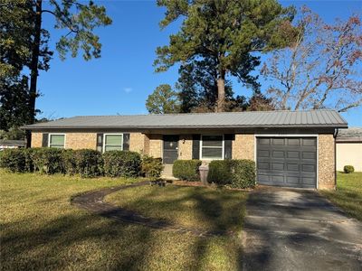 8305 Thornton Ct