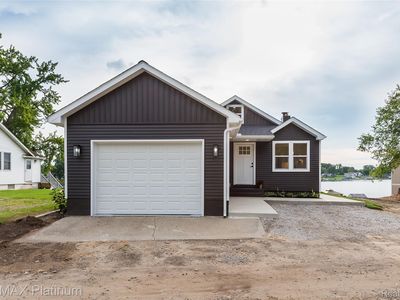 6298 Fonda Lake Dr