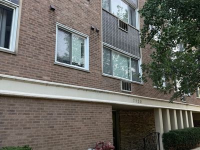 7120 N Sheridan Rd APT 411