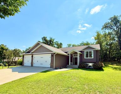 863 Whitetail Ln
