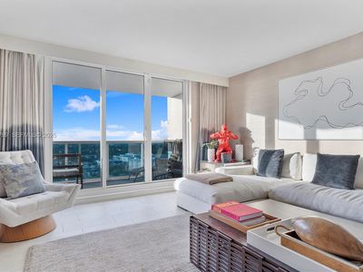 102 24th St APT 1427