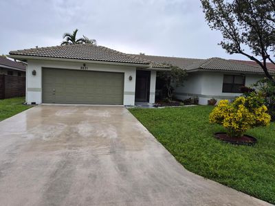 8631 NW 82ND Street