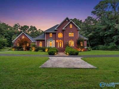 939 Everett Rd