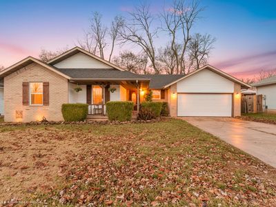 413 S Dove Valley Avenue