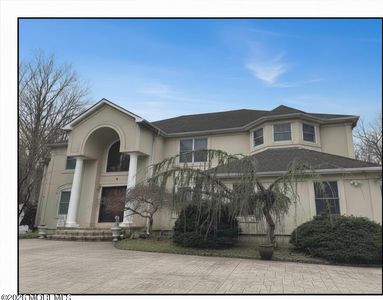 785 Green Valley Road