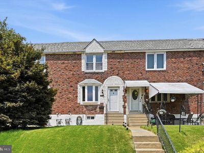 1095 N Academy Ave
