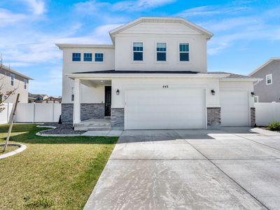 443 W Box Dr