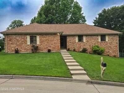 101 Kingsbury Ct