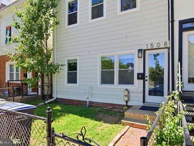 1508 10th St NW