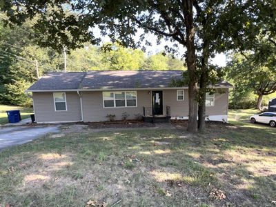 1577 Akins Dr