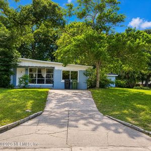 228 N WHITNEY Street