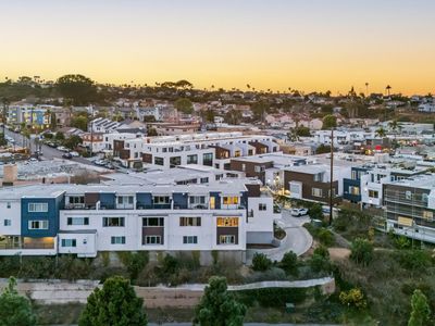 4100 Voltaire St UNIT 102