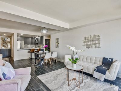 601 Van Ness Ave APT 801