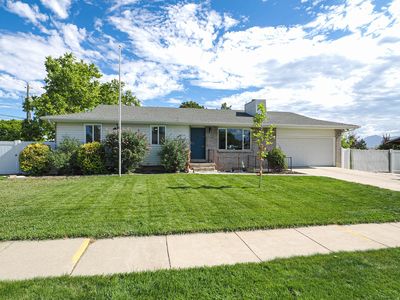 2684 W Toni Lee St S