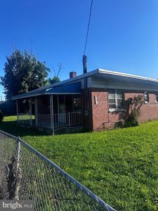 721 New Pittsburg Ave