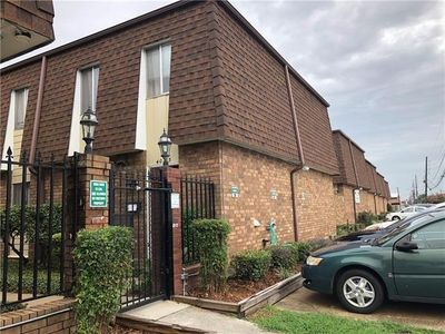 4093 Division St #4093