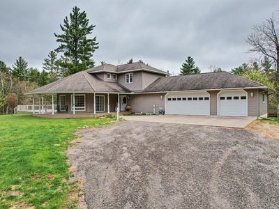 1290 Big Bear Ln