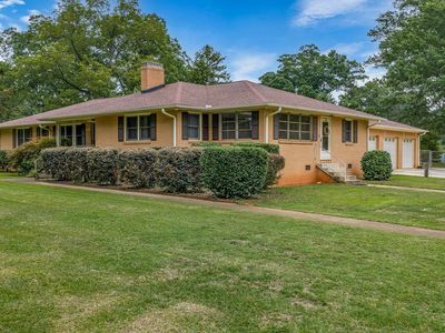 3211 New Pond Rd