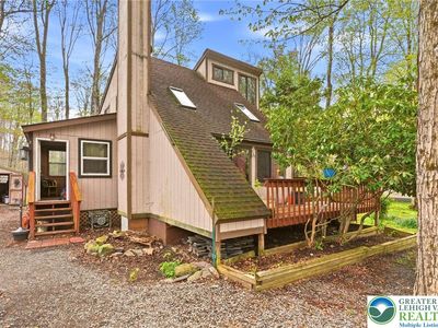 Property at 2219 Maple Leaf Ct, Pocono Lake, PA