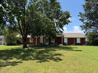 1401 Old Whitley Rd