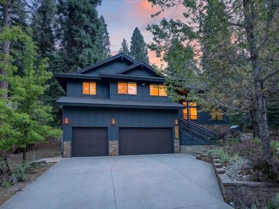 915 Golf Club Rd