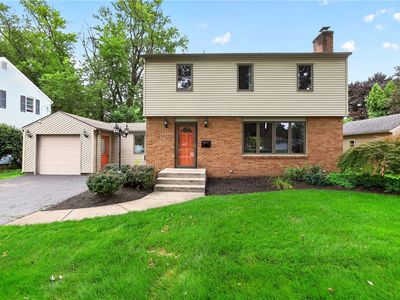 106 Stonehenge Rd