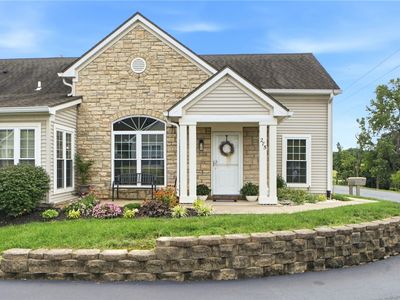 275 Broadleaf Cir