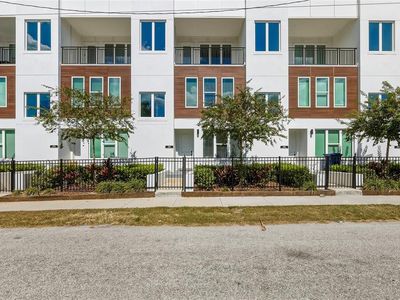 120 E Gladys St Unit 5