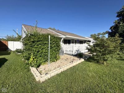 Property at 641 Sweetbriar Dr, Whiteland, IN