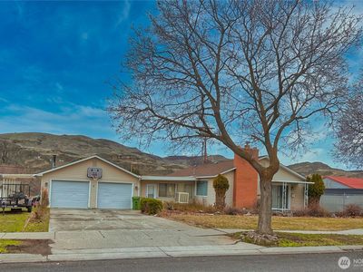 Property at 804 Central Drive, Coulee Dam, WA