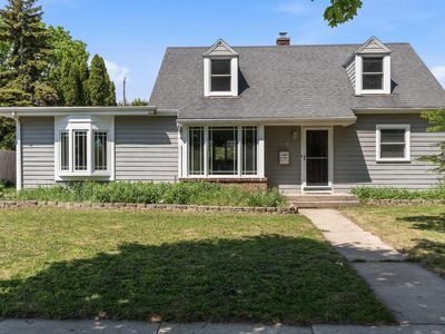 219 Summit DRIVE
