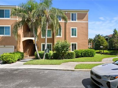 1220 Reserve WAY #107