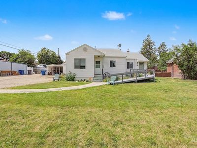 Property at 709 9th St S, Nampa, ID