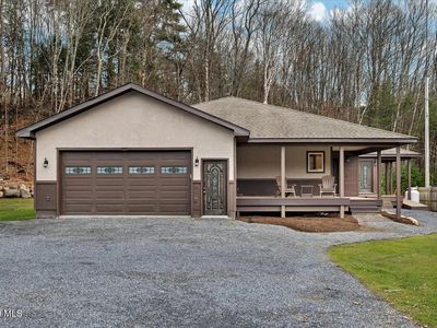 1422 Lake Ave Avenue