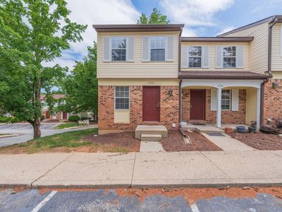 2352 S Burberry Ln