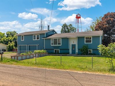 Property at 5405 N Lynden Rd, Otis Orchards, WA