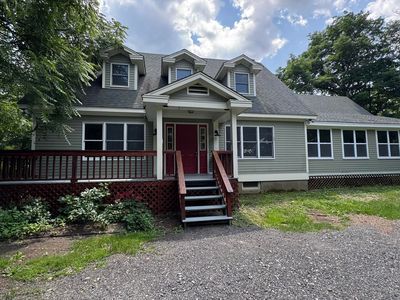 6 Crescent Street