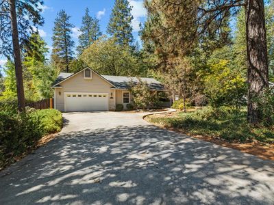 Property at 240 Scotia Pines Cir, Grass Valley, CA