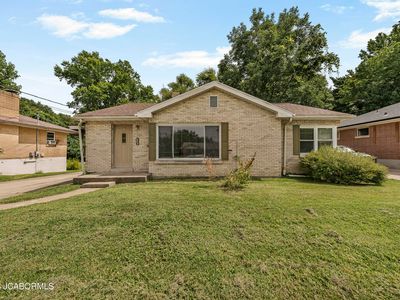402 Meier Dr