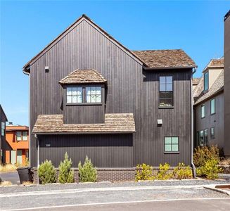 289 2nd St